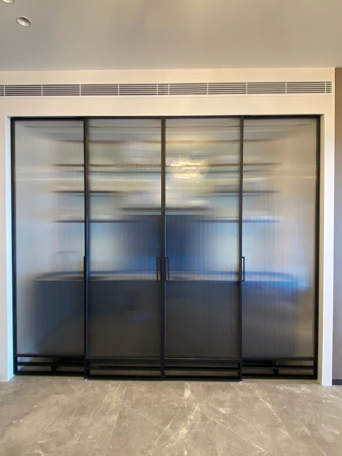 BMB Alu-Framed Glass Panel System | BMB 鋁框玻璃門系統