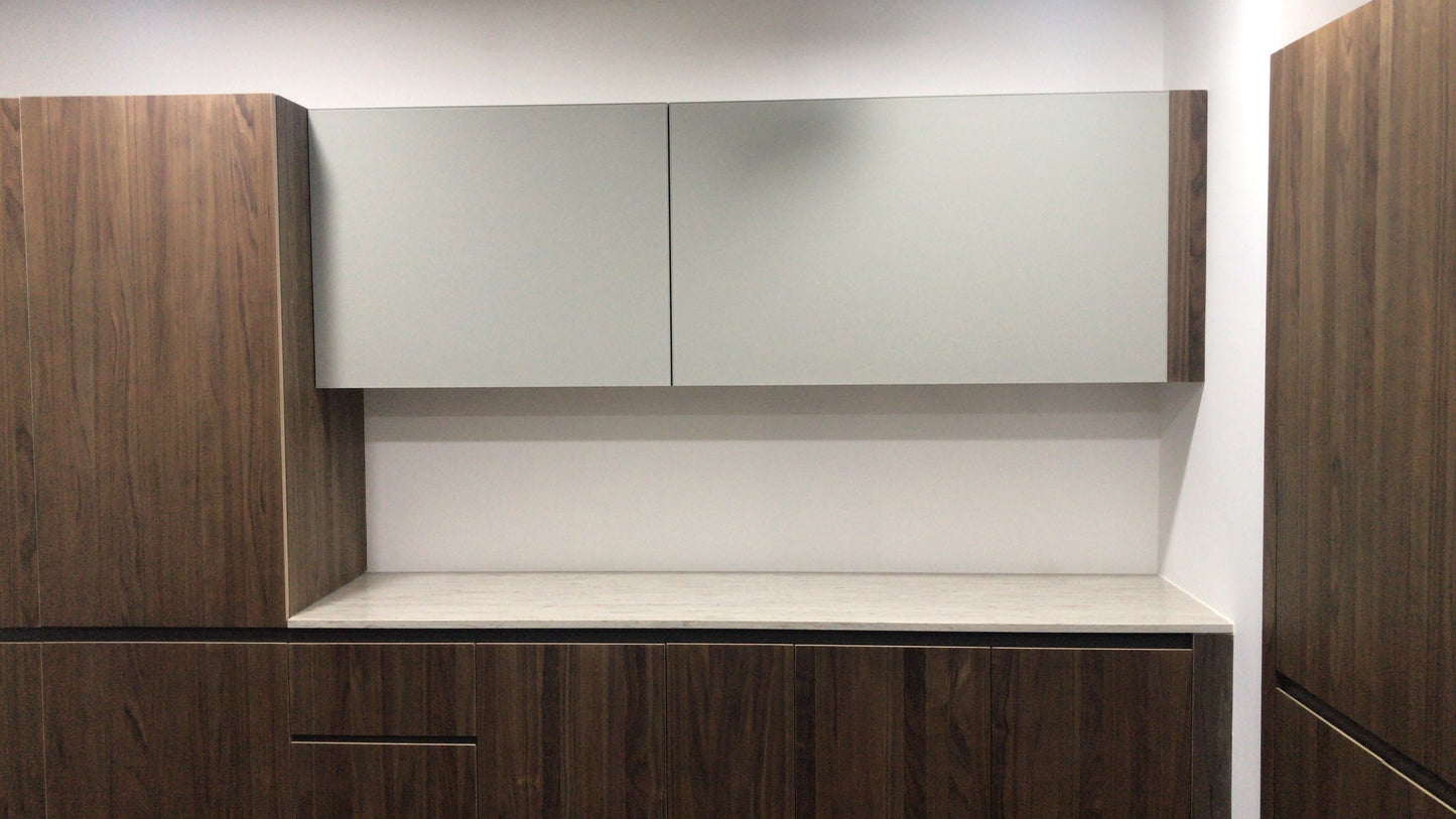 BMB Alu-Framed Glass Panel System | BMB 鋁框玻璃門系統