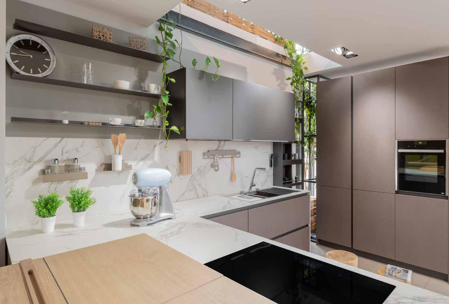 Magnetic Kitchen Panel with accessories | 厨房磁力背板連廚房配件