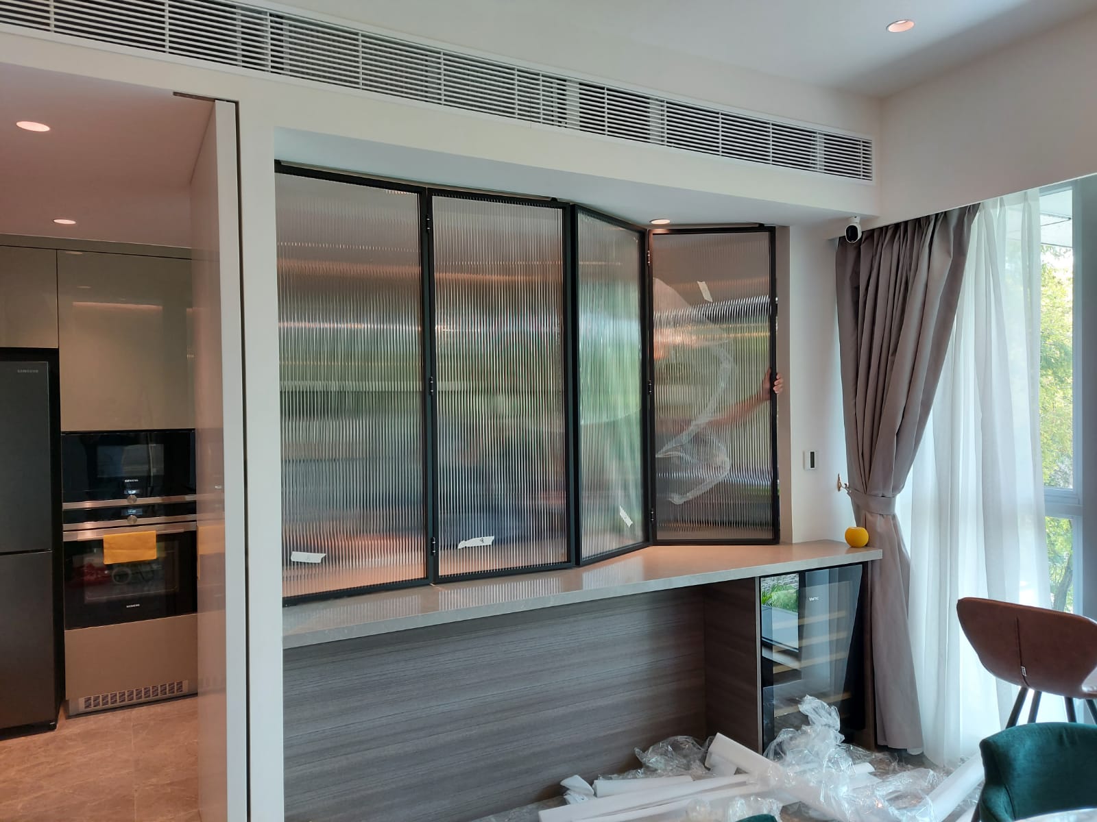 BMB Alu-Framed Glass Panel System | BMB 鋁框玻璃門系統 – Hongkong Hardware ...